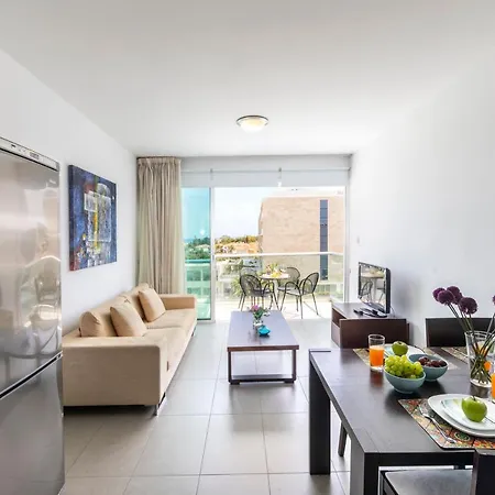 Coralli By Fig Tree Bay