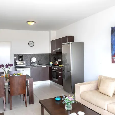 Coralli Spa By Fig Tree Bay Apartment Protaras
